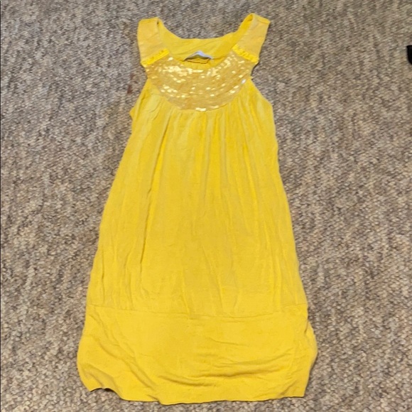 Charlotte Russe Yellow Top - Picture 1 of 2